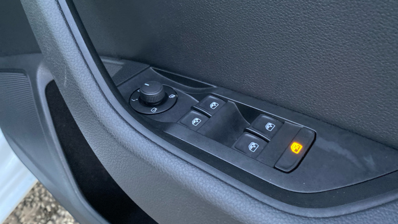 Skoda Superb 1.4 TSI iV SE Technology DSG 5dr Estate